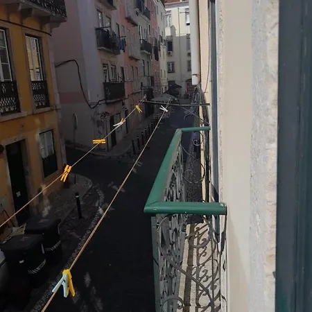 Chiado / Carmo Small Artist Lodge Lisbon Exterior photo